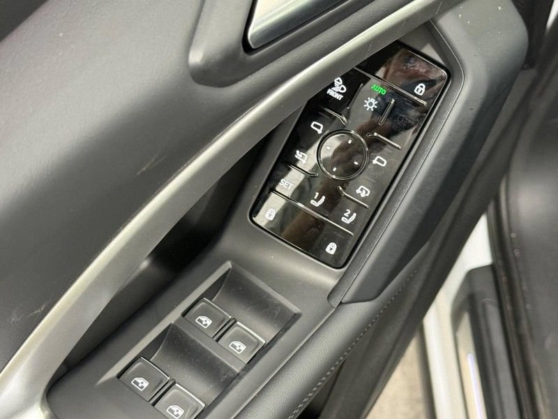 New 2026 Mercedes-Benz E 450 4MATIC All-Terrain Wagon image 16