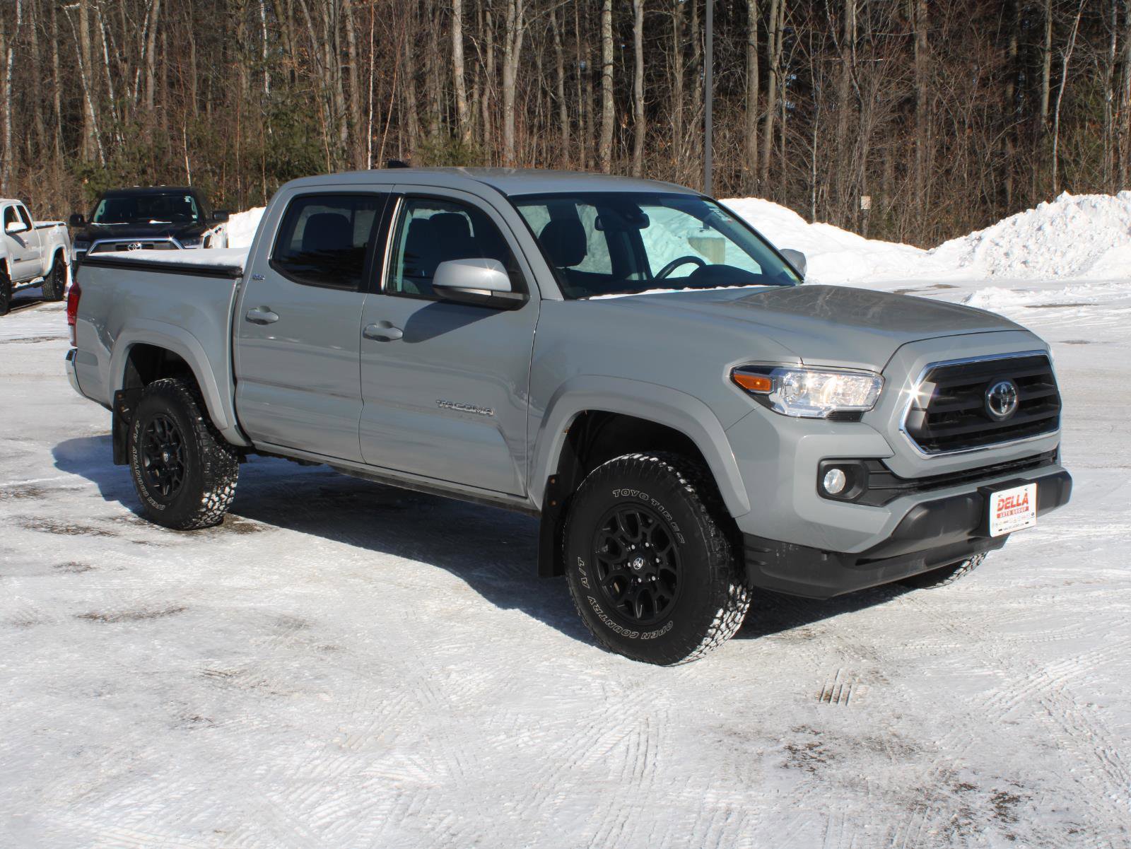 Certified 2021 Toyota Tacoma SR5 image 3