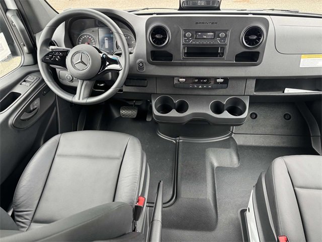 New 2025 Mercedes-Benz Sprinter 2500 image 5