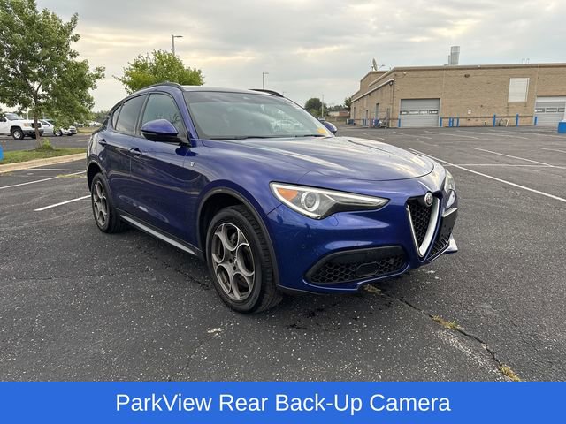 Used 2022 Alfa Romeo Stelvio Ti AWD/4WD image 8
