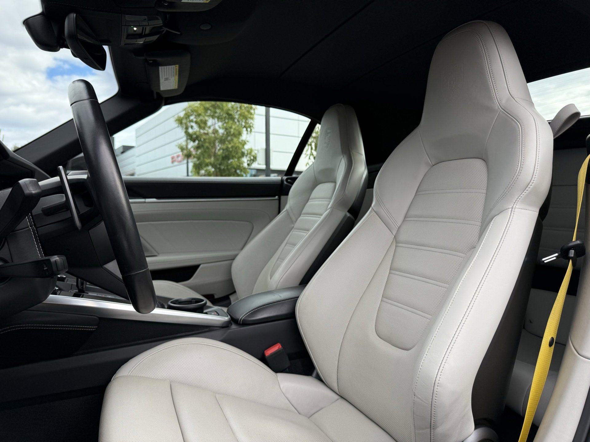 Certified 2022 Porsche 911 Turbo S image 5