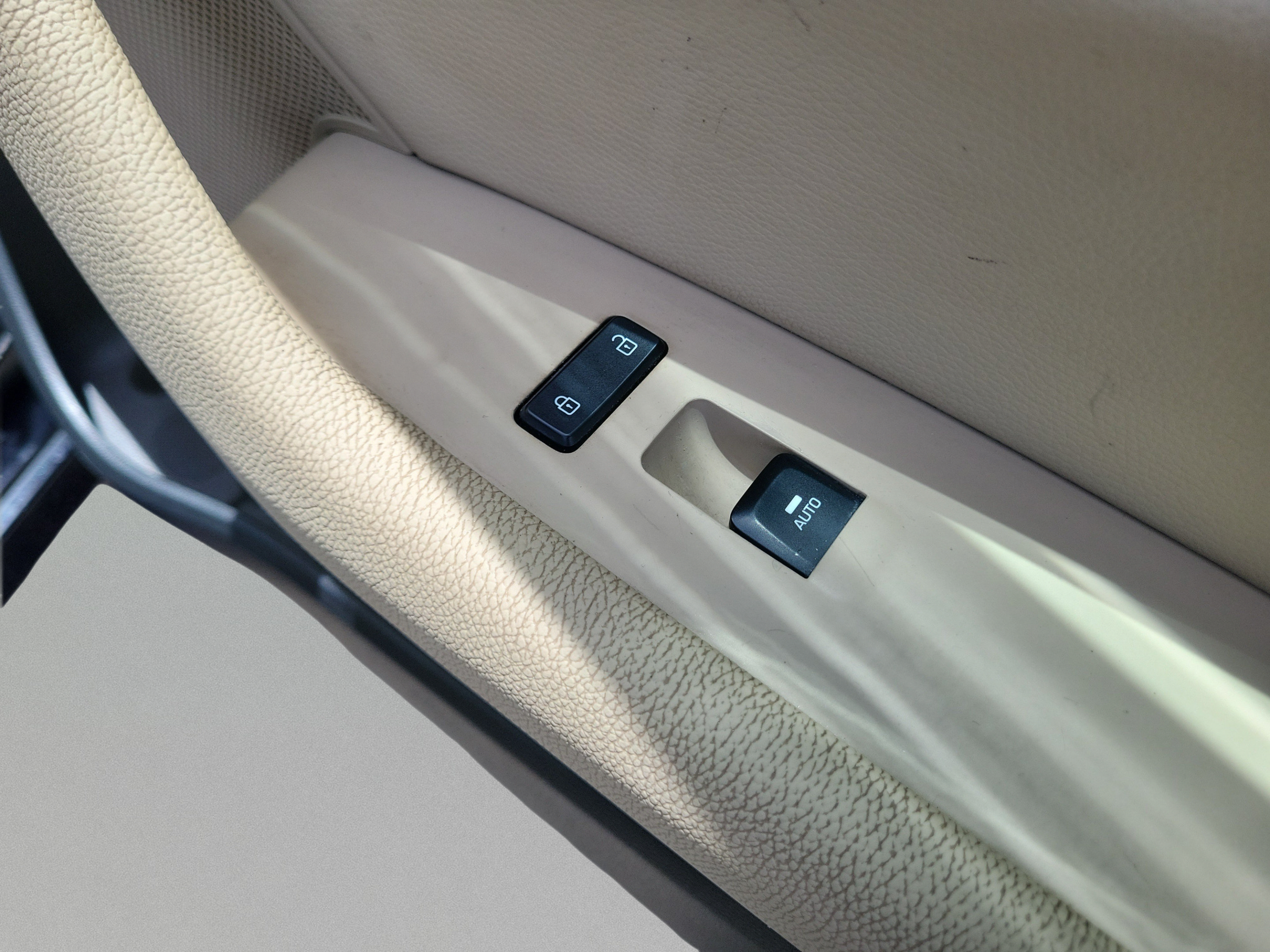 Used 2018 Hyundai Sonata Limited FWD image 22