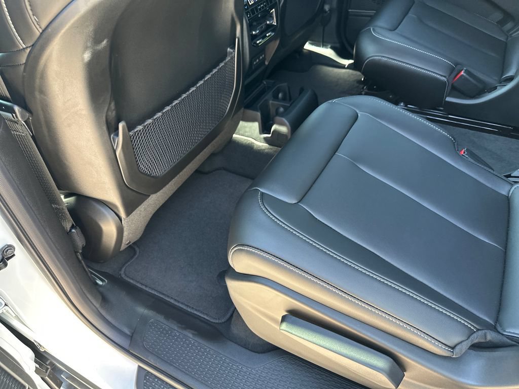 New 2026 Jeep Grand Cherokee L Limited AWD/4WD image 35