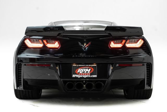 Used 2017 Chevrolet Corvette Z06 RWD image 3