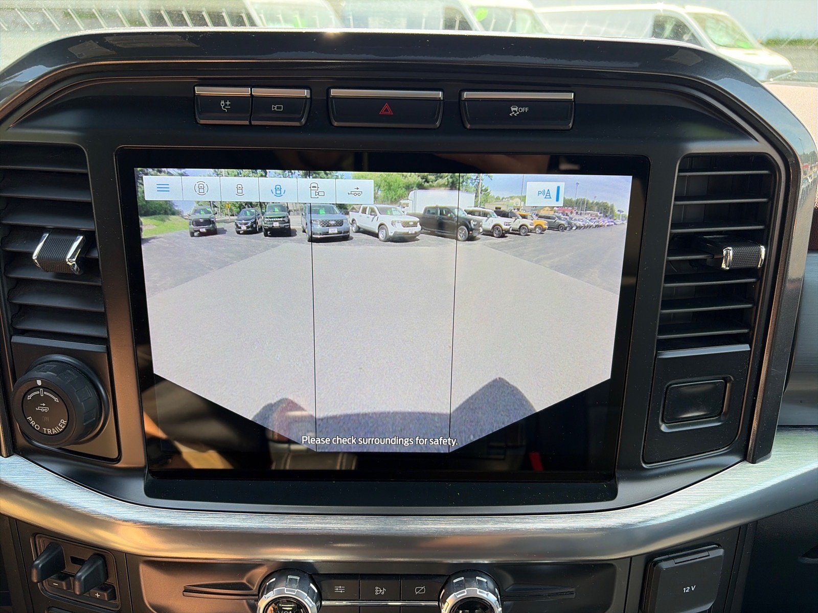 Used 2021 Ford F150 Lariat w/ Equipment Group 502A High AWD/4WD image 29