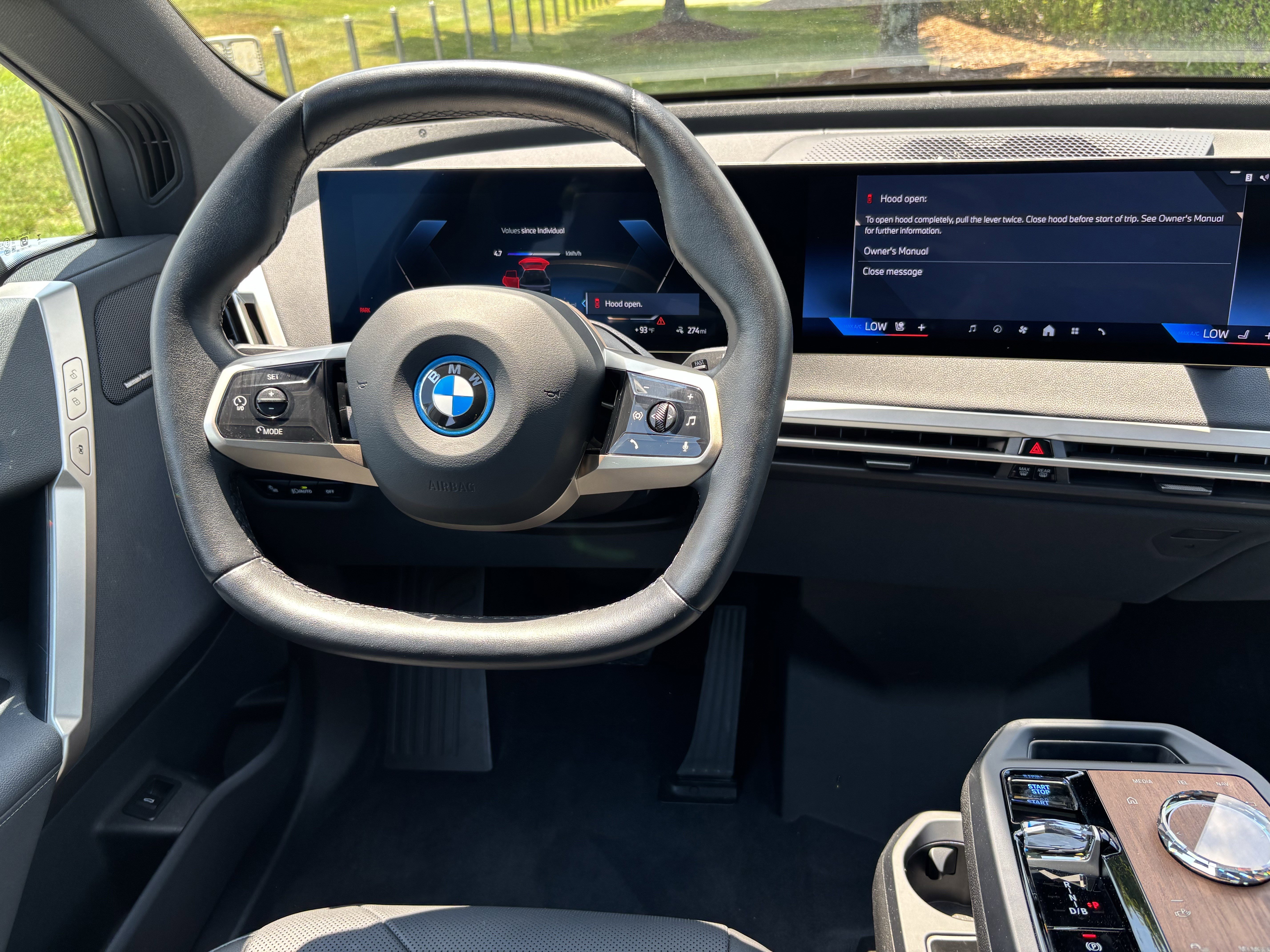 Certified 2024 BMW iX xDrive50 w/ Sport Package AWD/4WD image 30