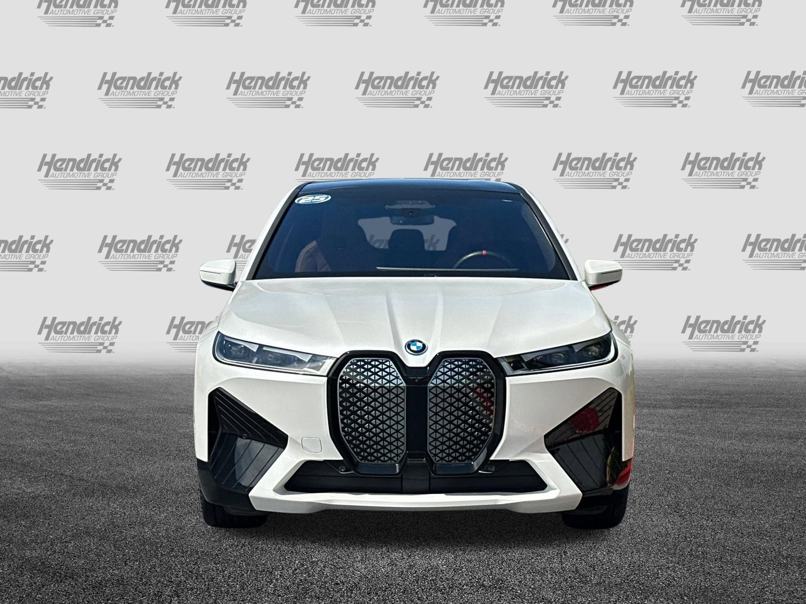 Used 2025 BMW iX M60 image 10