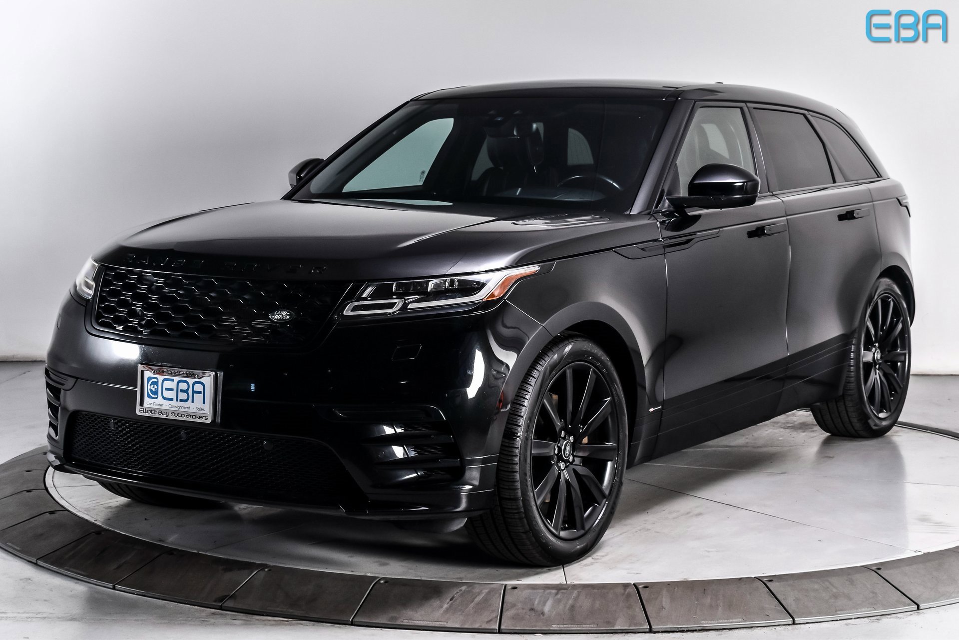 Used 2020 Land Rover Range Rover Velar R-Dynamic S image 2