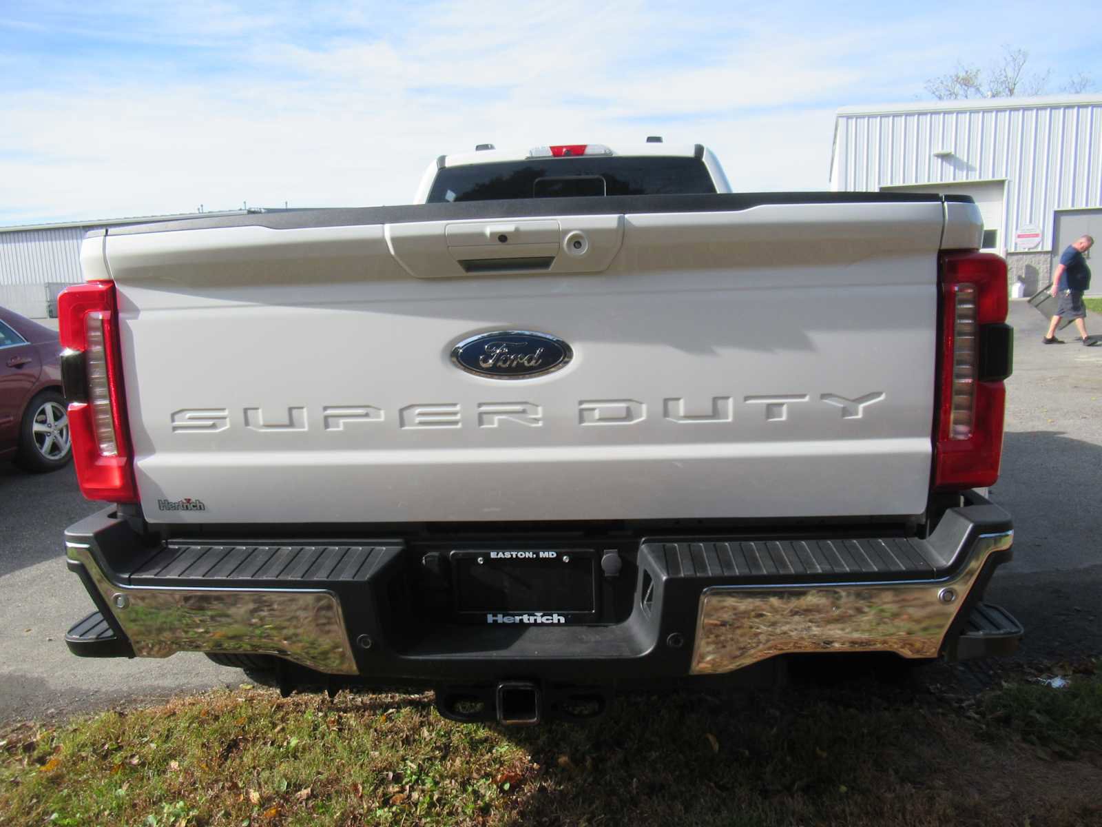 Used 2023 Ford F350 Lariat image 6