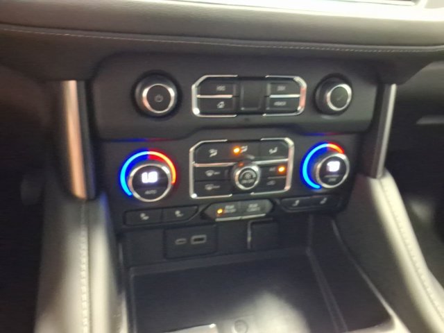 Used 2023 Chevrolet Tahoe LT w/ Luxury Package RWD image 25