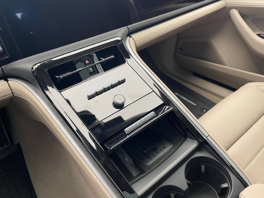New 2026 Porsche Panamera 4 AWD/4WD image 12