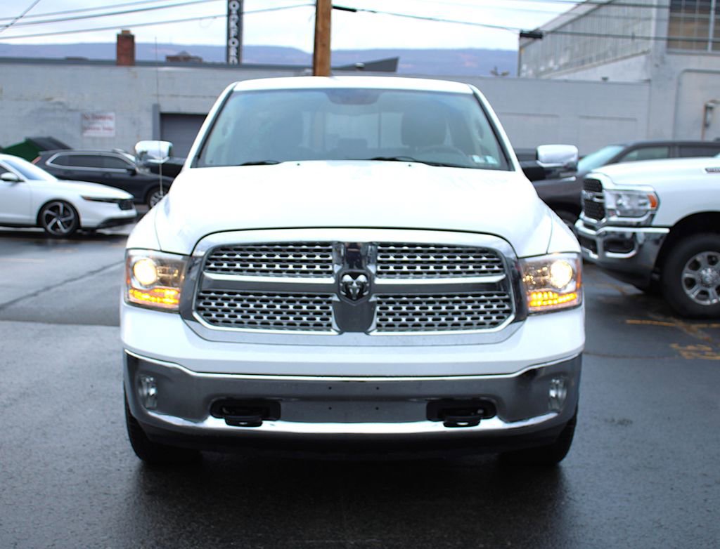 Used 2014 RAM 1500 Laramie w/ Convenience Group image 9