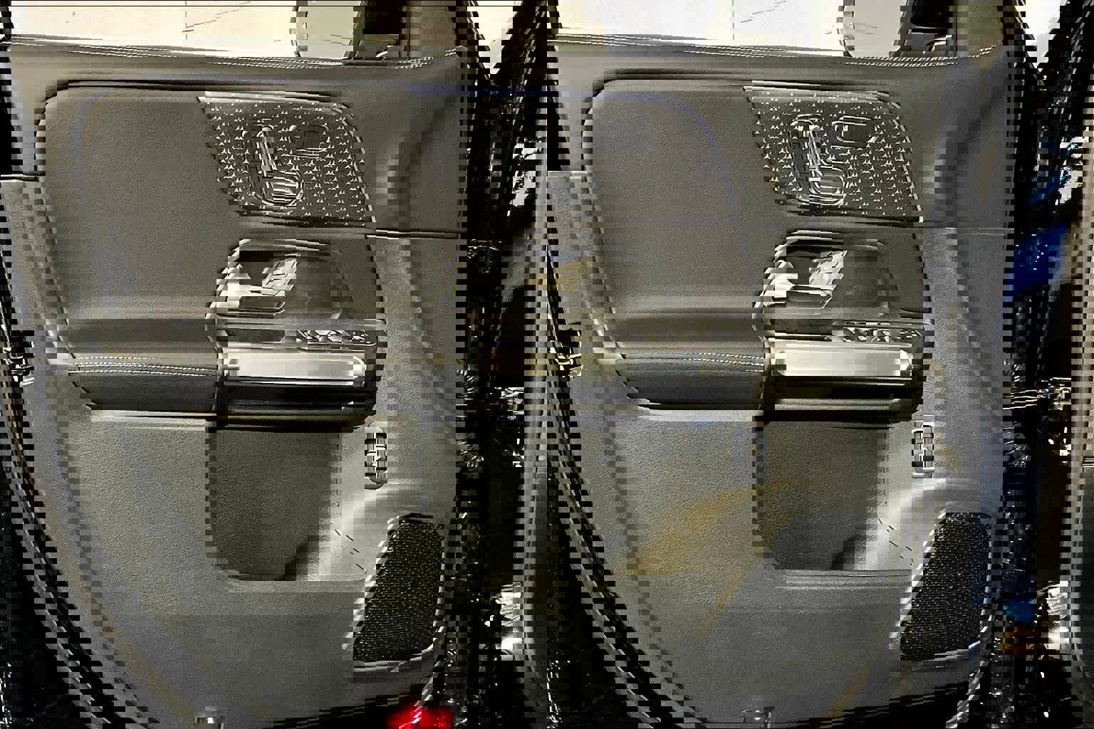 New 2026 Mercedes-Benz GLB 250 4MATIC image 11