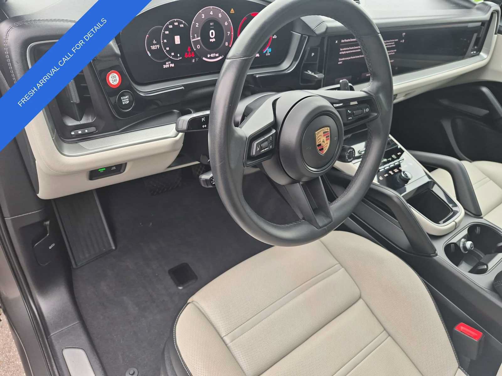 Used 2025 Porsche Cayenne Coupe AWD/4WD image 10