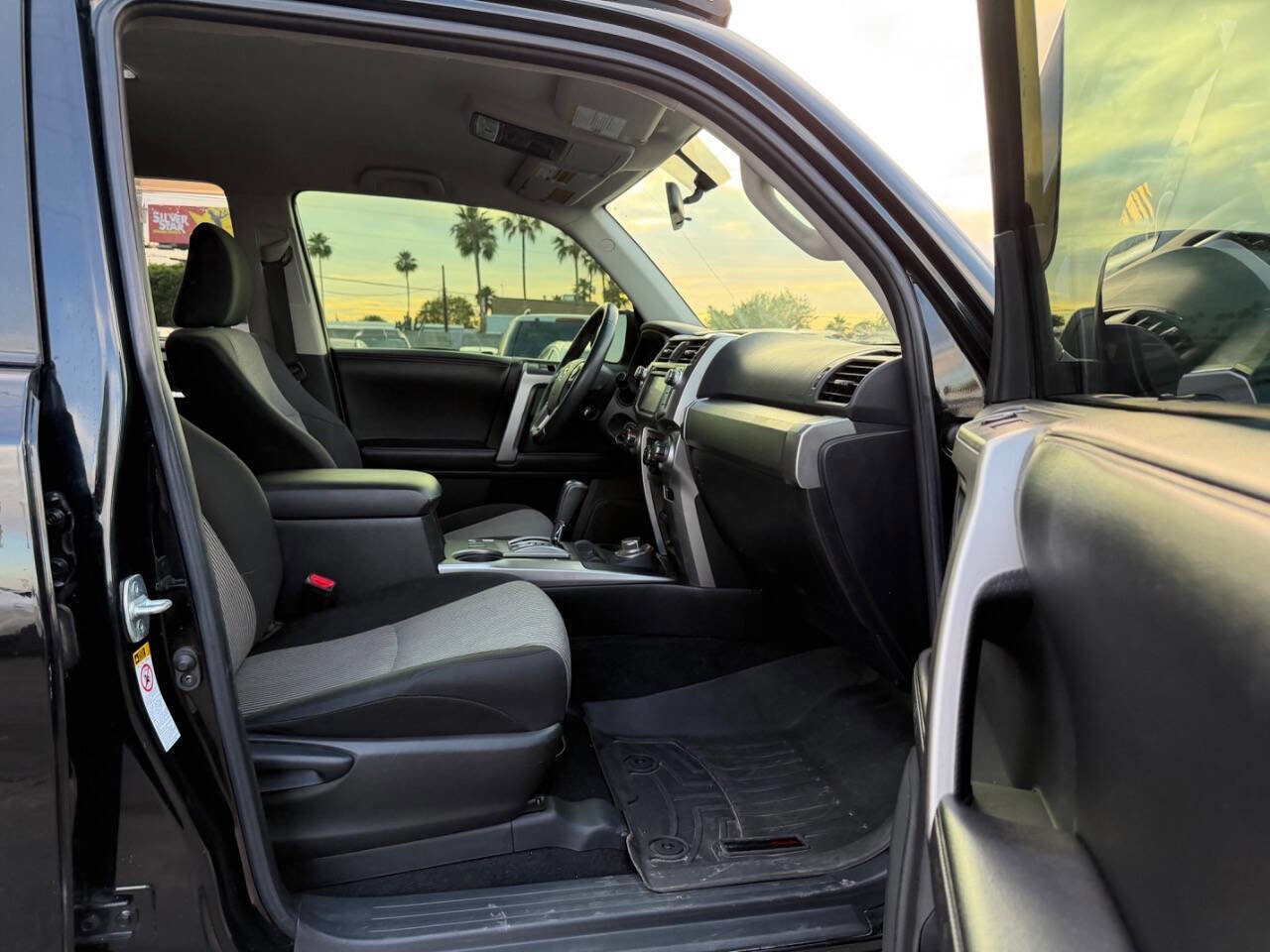 Used 2016 Toyota 4Runner SR5 image 23