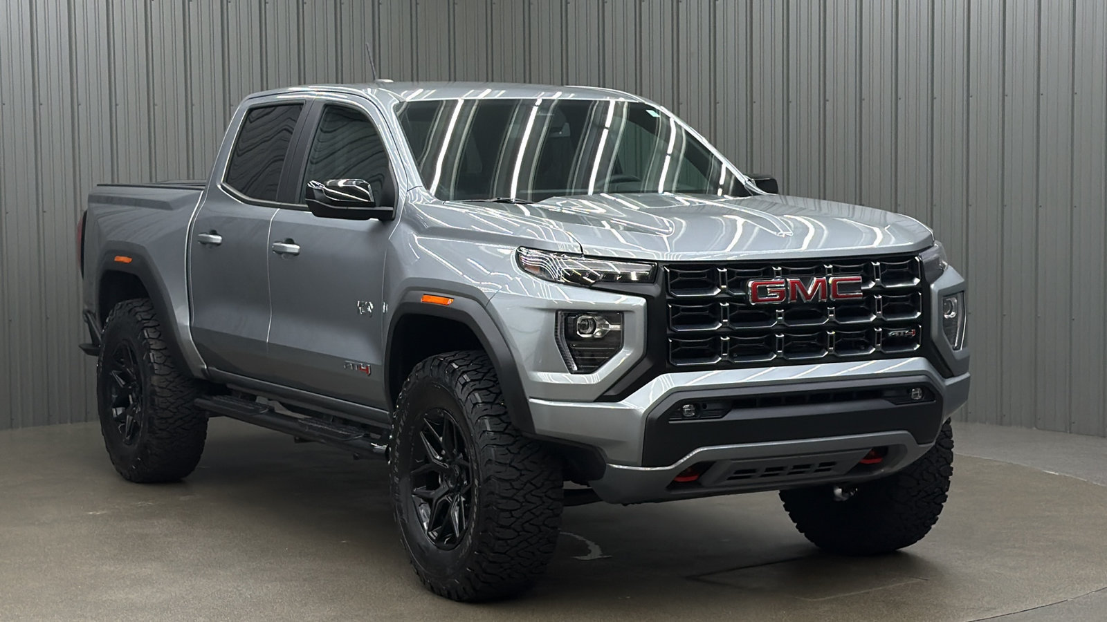 Used 2026 GMC Canyon AT4 AWD/4WD image 7
