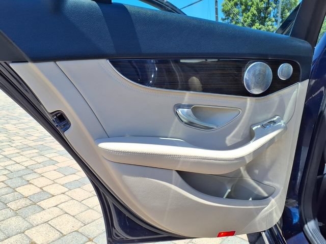 Used 2015 Mercedes-Benz C 300 4MATIC Sedan image 23