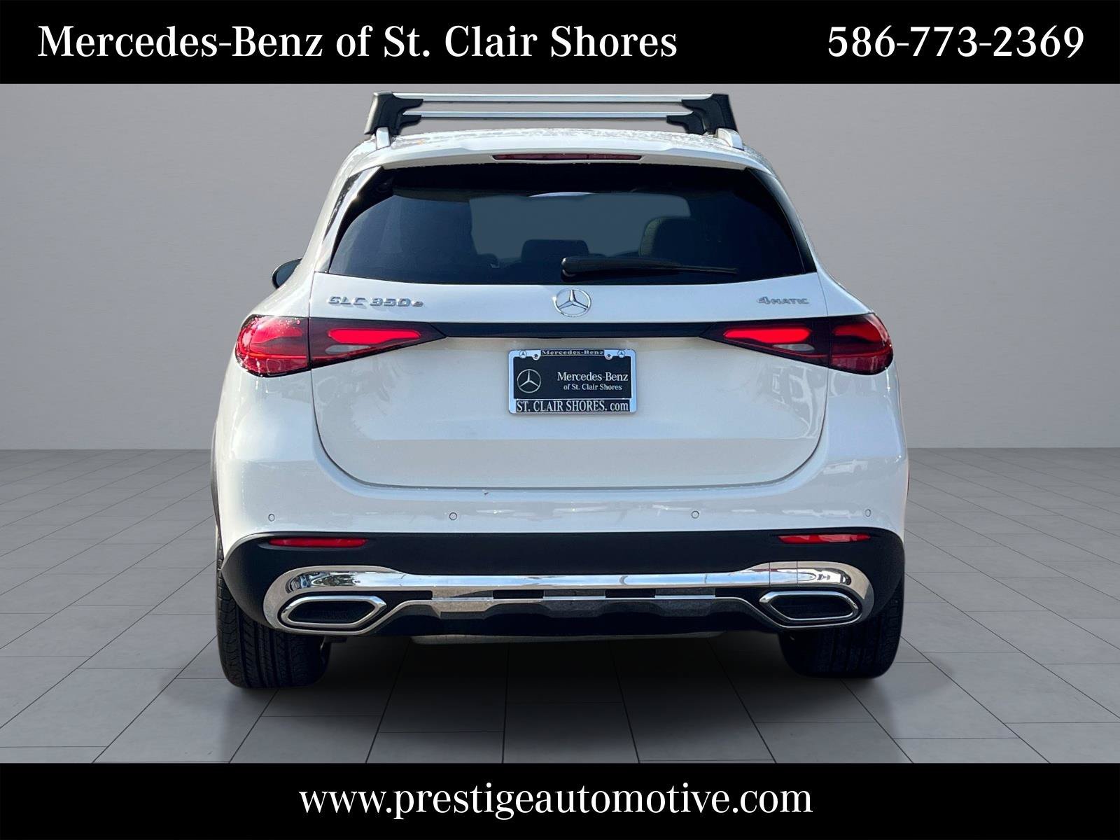 Used 2025 Mercedes-Benz GLC 350e 4MATIC image 5