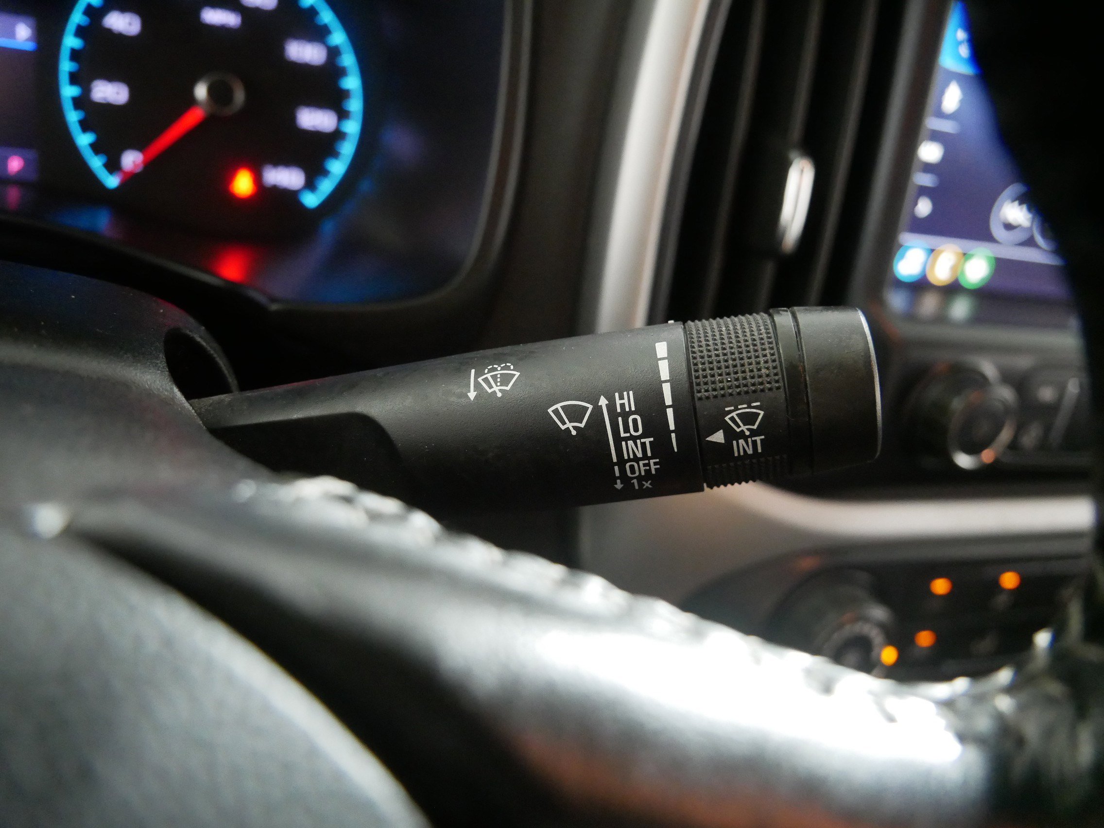 Used 2020 Chevrolet Colorado LT w/ Safety Package image 31