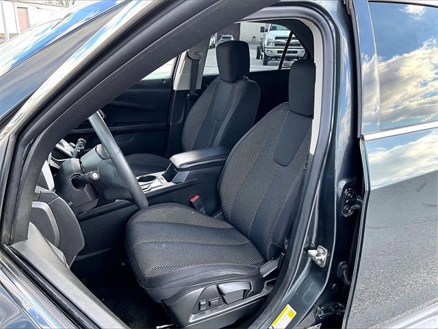 Used 2017 Chevrolet Equinox LT w/ LPO, Protection Package image 10