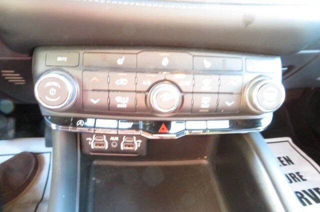 Used 2024 Dodge Durango SXT image 23