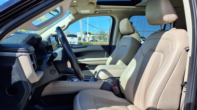 Used 2024 Ford Expedition Max Limited image 19
