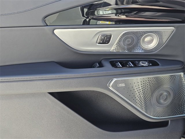 New 2026 Lincoln Nautilus Reserve image 22