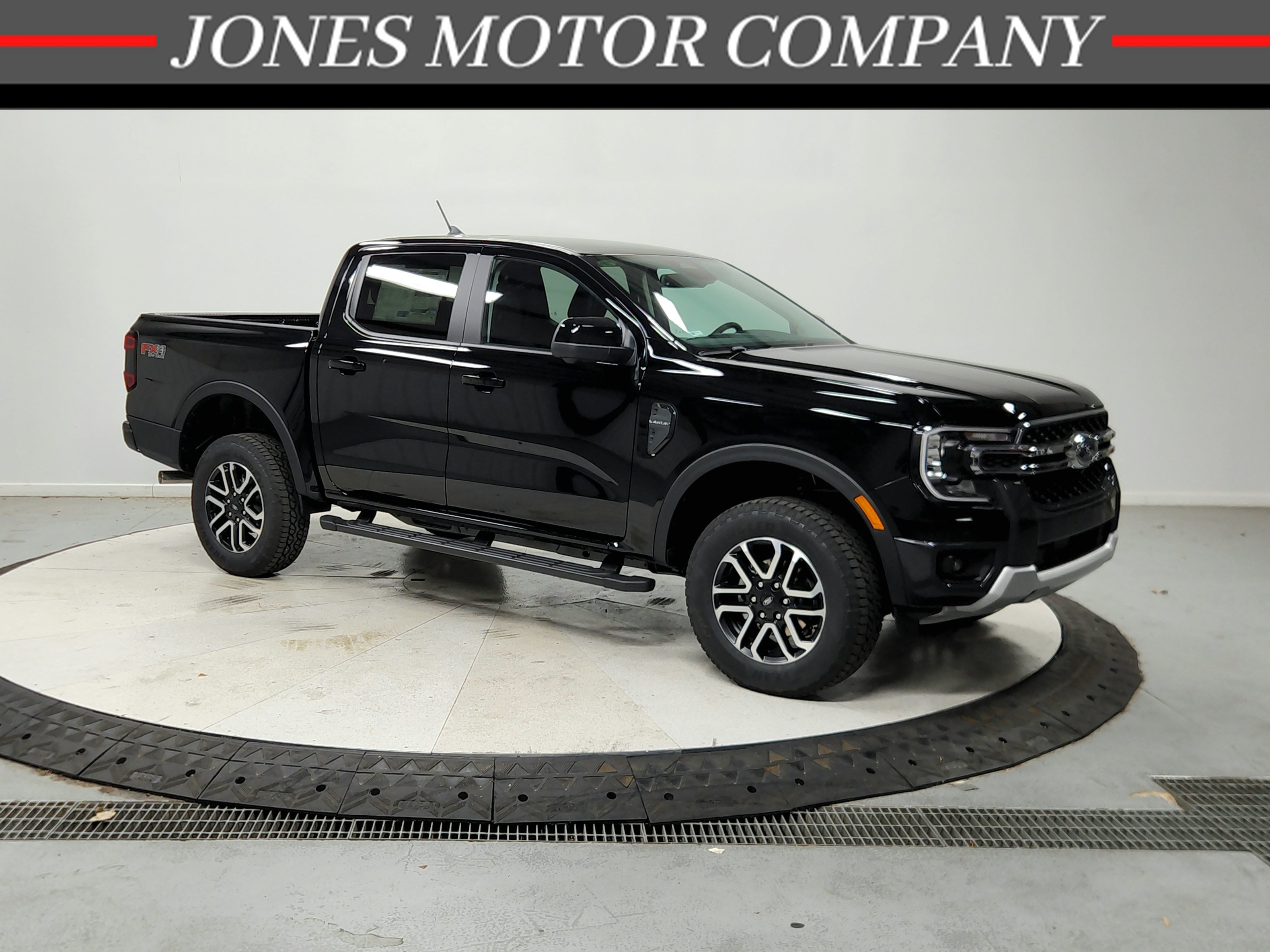 New 2026 Ford Ranger Lariat w/ FX4 Off-Road Package