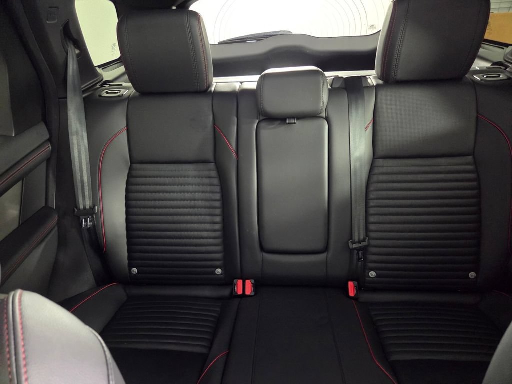 Used 2023 Land Rover Discovery Sport SE R-Dynamic AWD/4WD image 22
