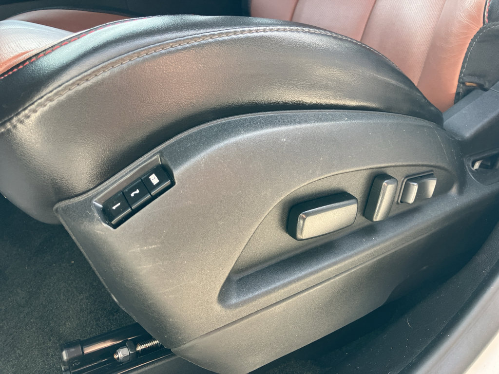 Used 2017 GMC Terrain SLT w/ Open Road Package image 10