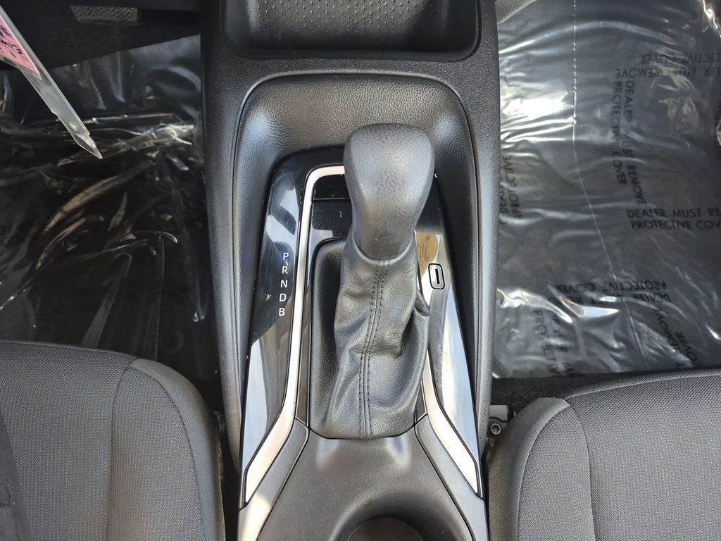 Used 2024 Toyota Corolla LE image 9