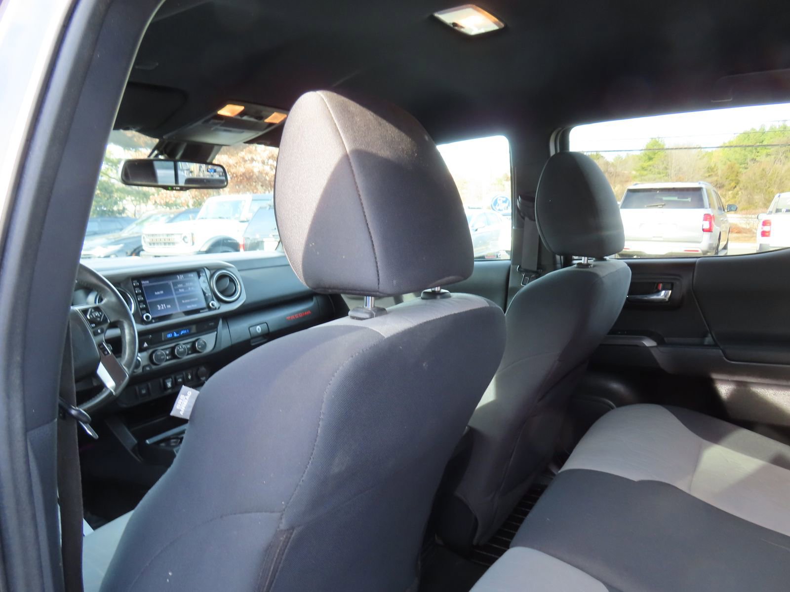 Used 2021 Toyota Tacoma TRD Sport image 32