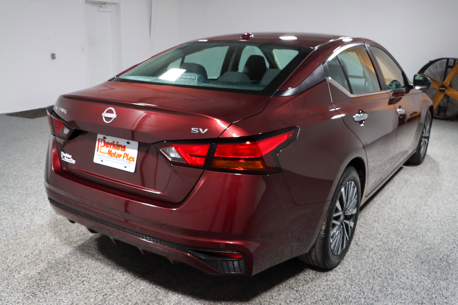 Used 2024 Nissan Altima 2.5 SV image 7