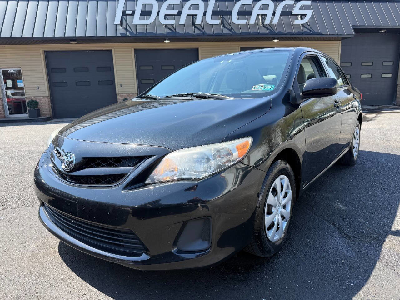 Used 2013 Toyota Corolla L image 36