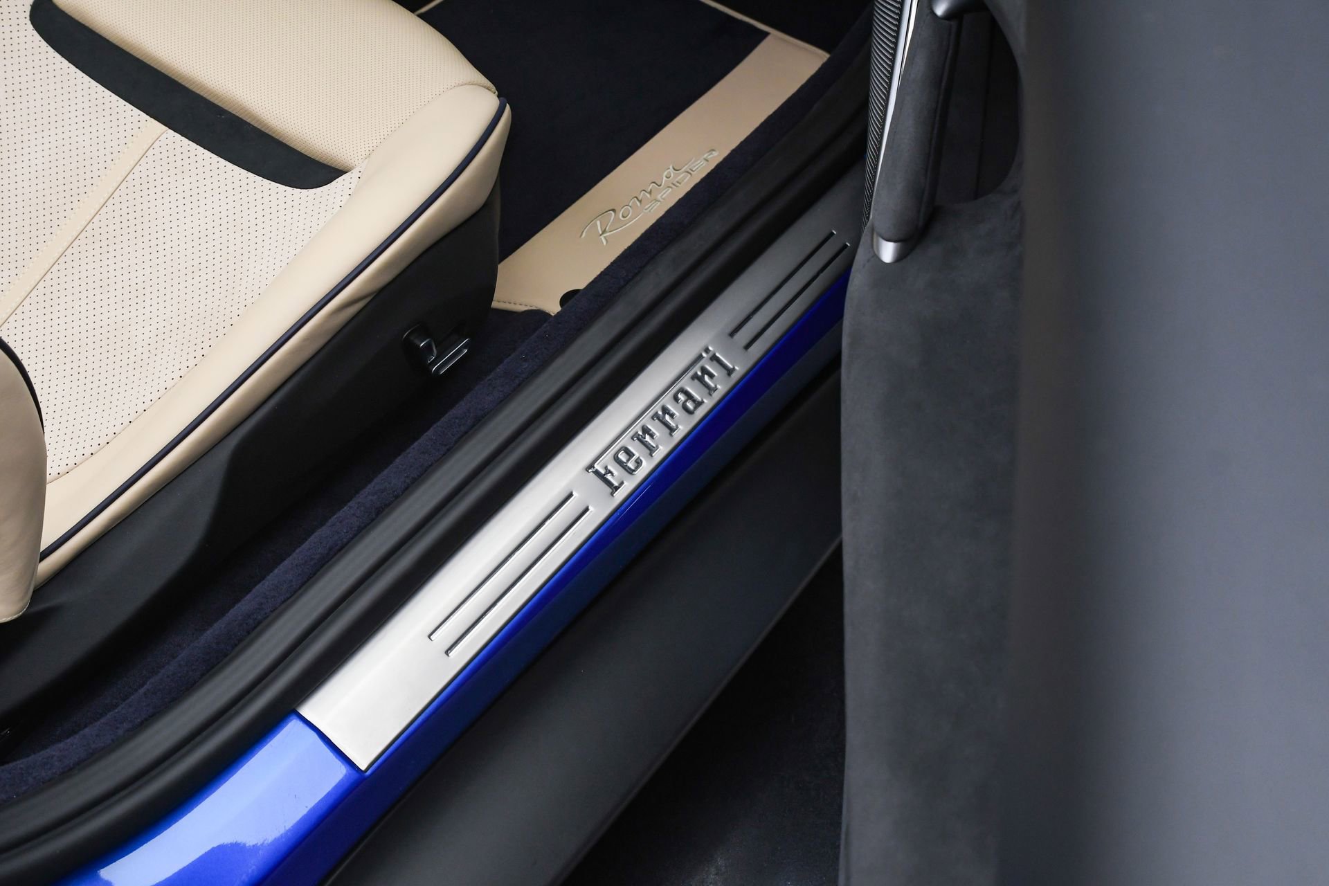 Used 2025 Ferrari Roma Spider image 52