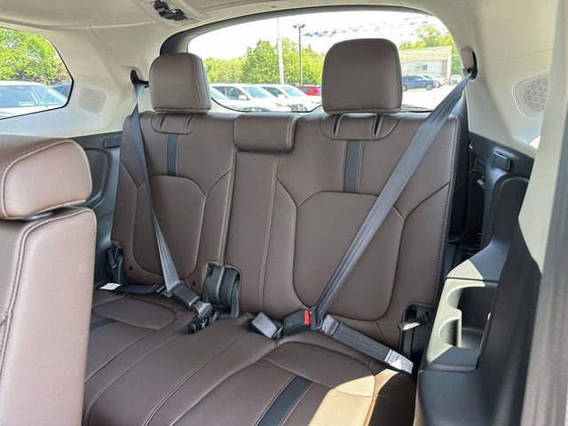 New 2026 Honda Pilot Touring image 10