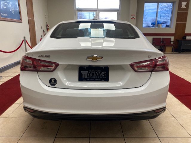 Used 2022 Chevrolet Malibu LT FWD image 2