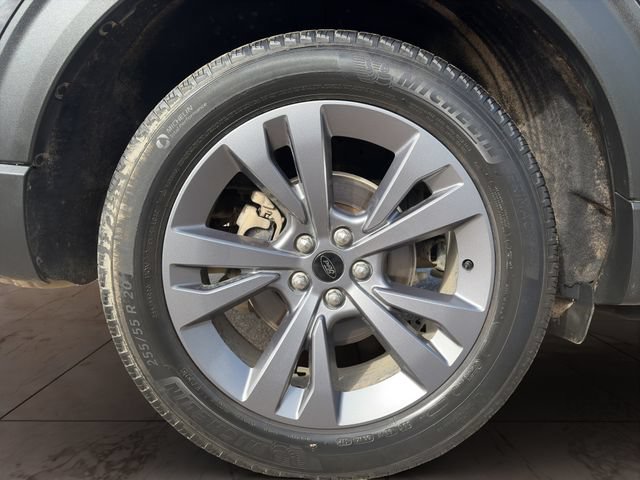 Used 2022 Ford Explorer XLT w/ Equipment Group 202A AWD/4WD image 27