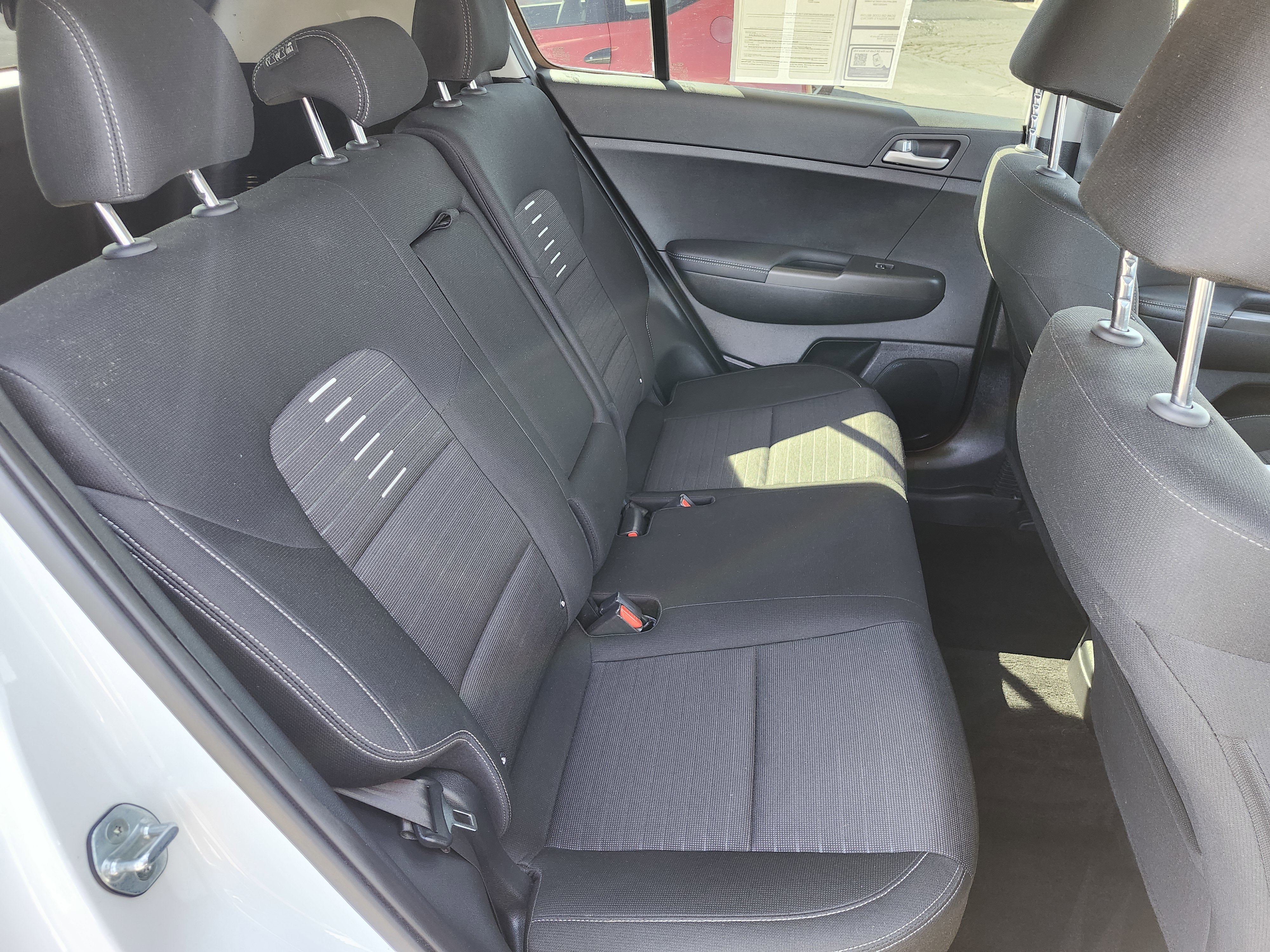 Used 2021 Kia Sportage LX w/ LX Fwd Popular Package image 18