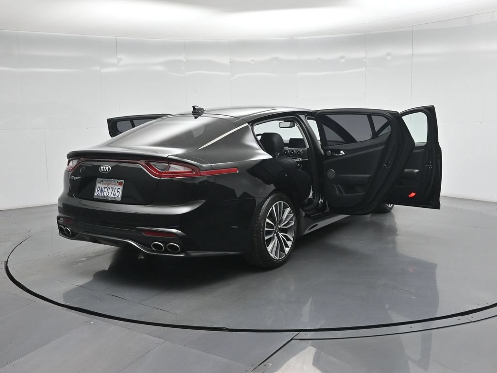 Used 2019 Kia Stinger Premium RWD image 5