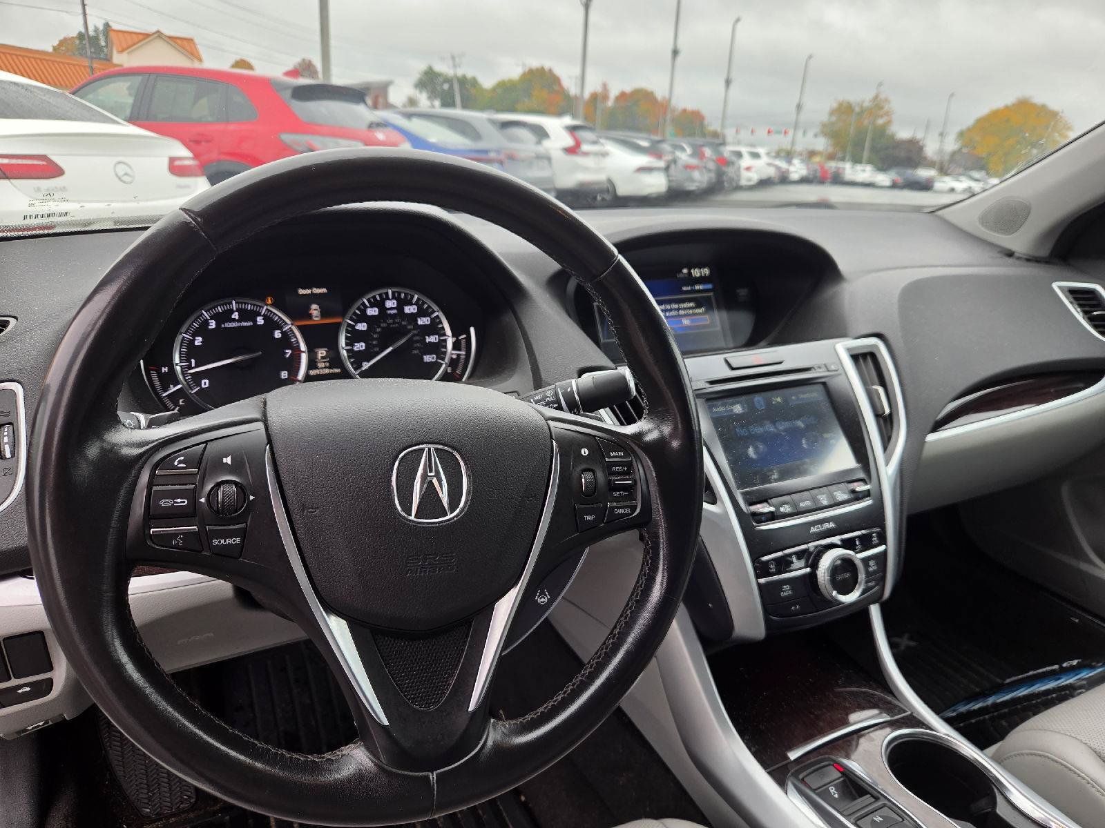 Used 2015 Acura TLX w/ Technology Package FWD image 8
