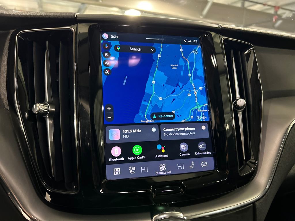 Certified 2024 Volvo XC60 B5 Core w/ Protection Package Premier image 16