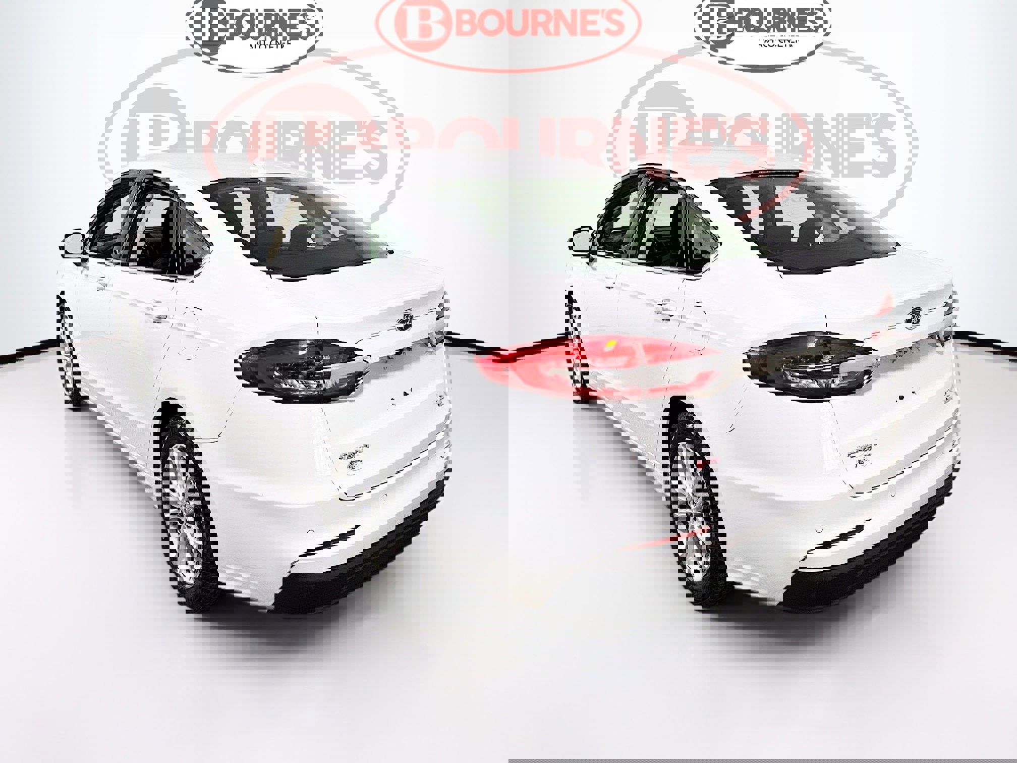 Used 2020 Ford Fusion SE image 6