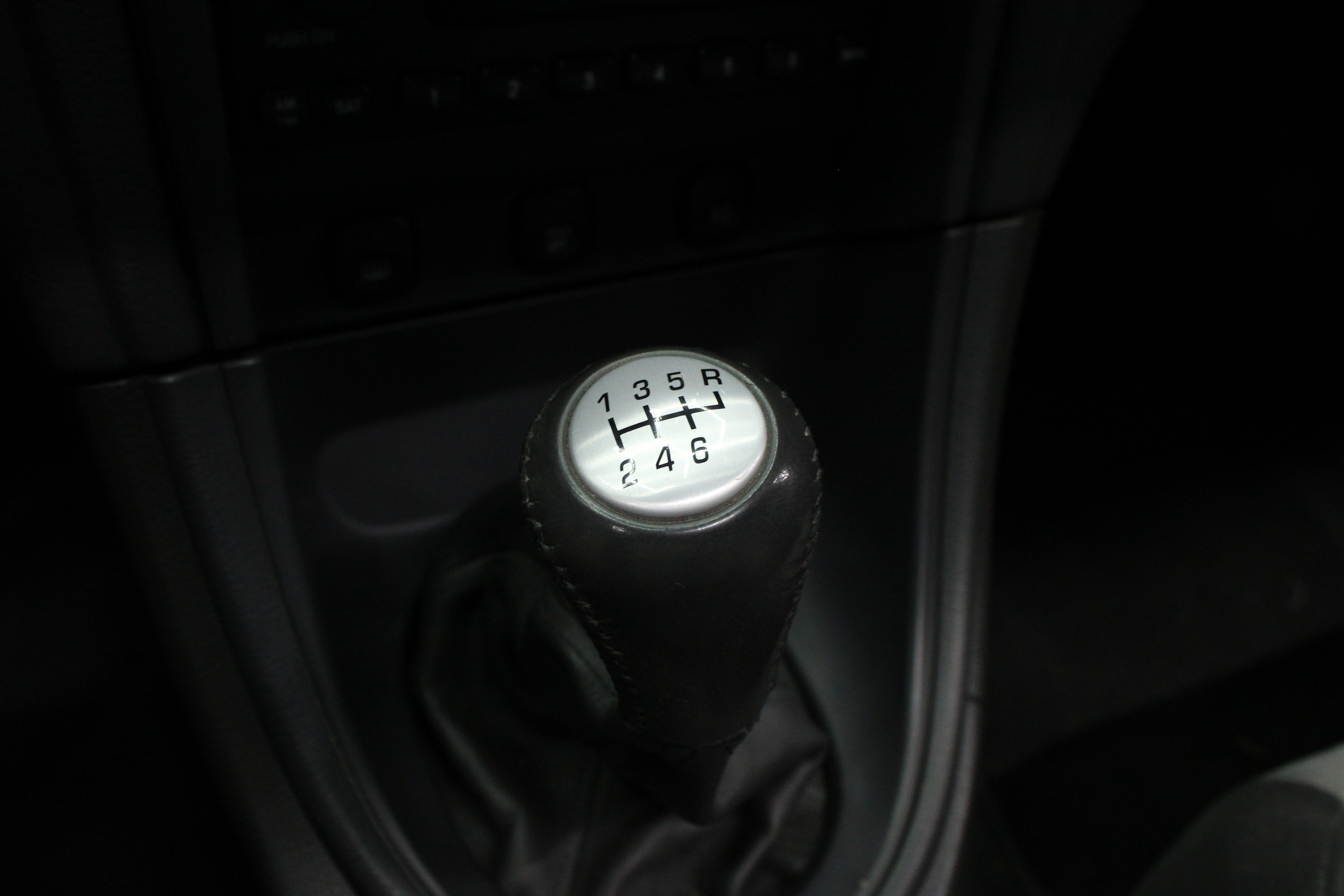 Used 2004 Ford Mustang Cobra RWD image 14