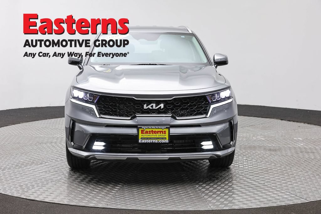 Used 2023 Kia Sorento EX AWD/4WD image 2