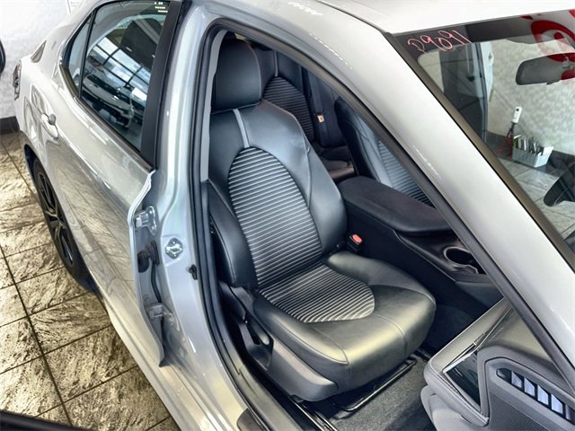 Used 2023 Toyota Camry SE image 24