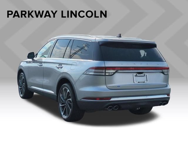 Used 2021 Lincoln Aviator Reserve w/ Equipment Group 202A AWD/4WD image 3