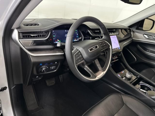 Used 2023 Jeep Grand Cherokee 4WD 4xe image 13