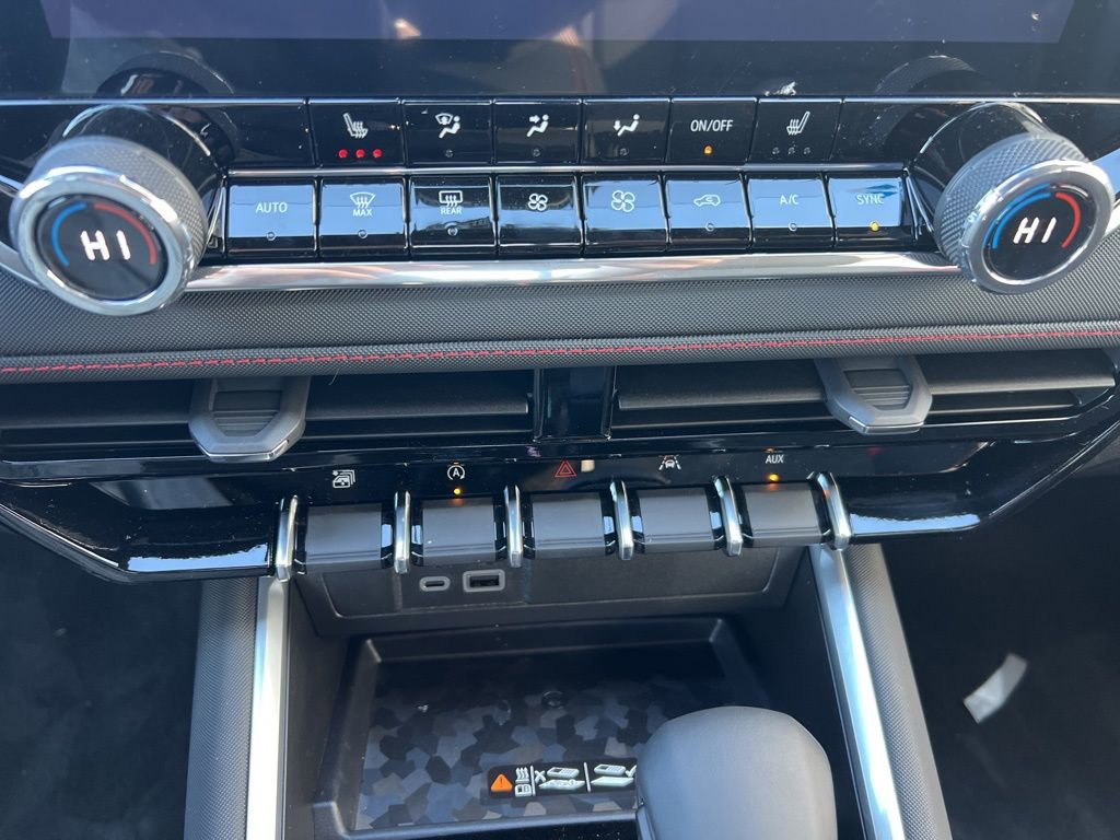 New 2026 Chevrolet Colorado Z71 image 13