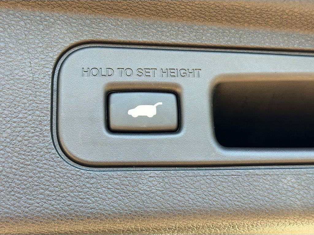 Used 2025 Honda Odyssey EX-L image 30